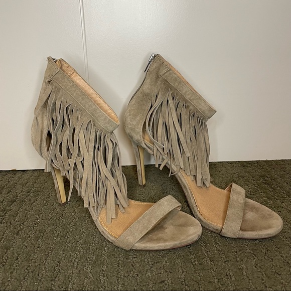 Steve Madden | “Staarz” Beige Suede and Leather Fringe heels | 8.5 - Picture 4 of 8